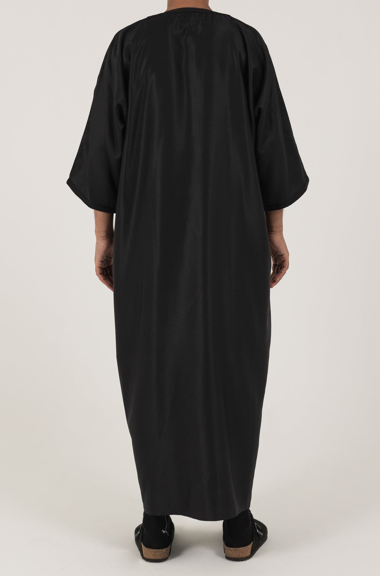 Essential Black thobe