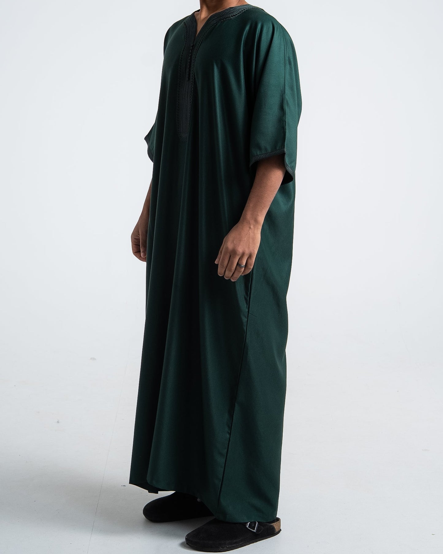 Essential Green thobe